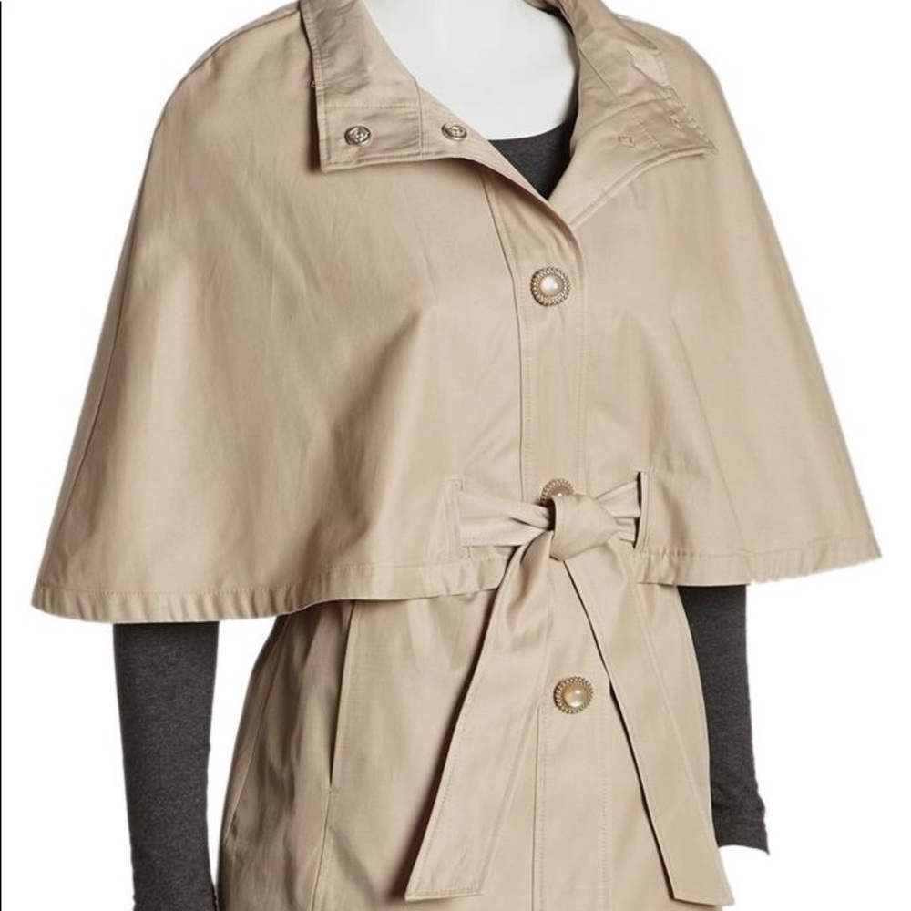 NWT Betsey Johnson Belted Cape In Taupe - Size S